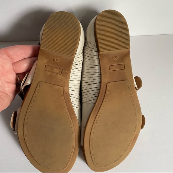 Miz Mooz 3 strap back zip leather sandal 6.5 - Picture 9 of 11